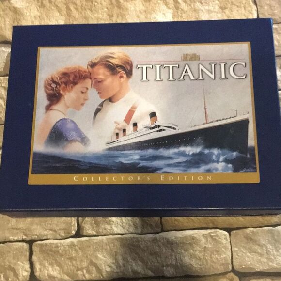 Titanic Collector's Edition Box Set - Picture 1 of 9